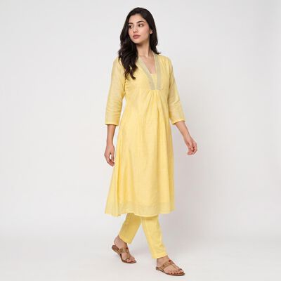 Women's Yellow V-Neck Embellished Kurta