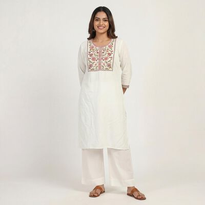 Women's Off White Notch Neck Floral Printed Kurta
