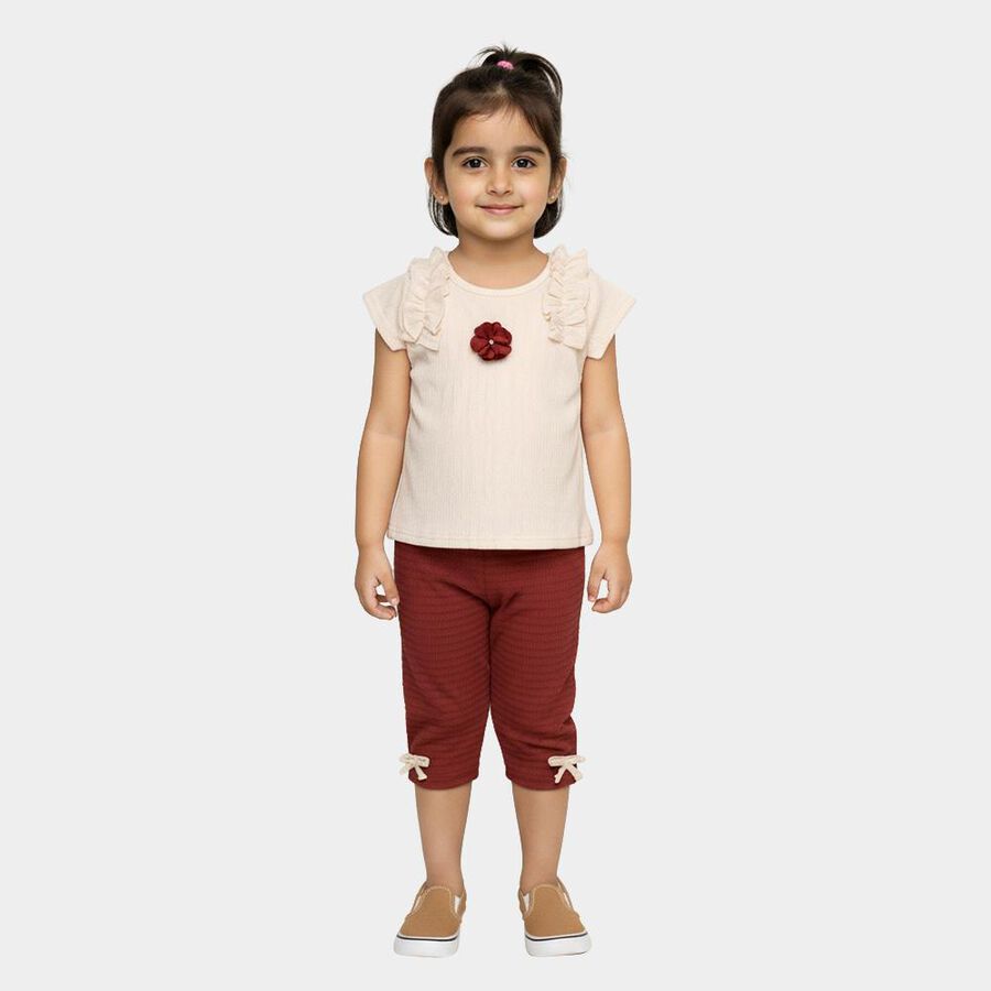 Girls Cream Ruffle Top and Maroon Capri Set, ऑफ व्हाइट, large image number null