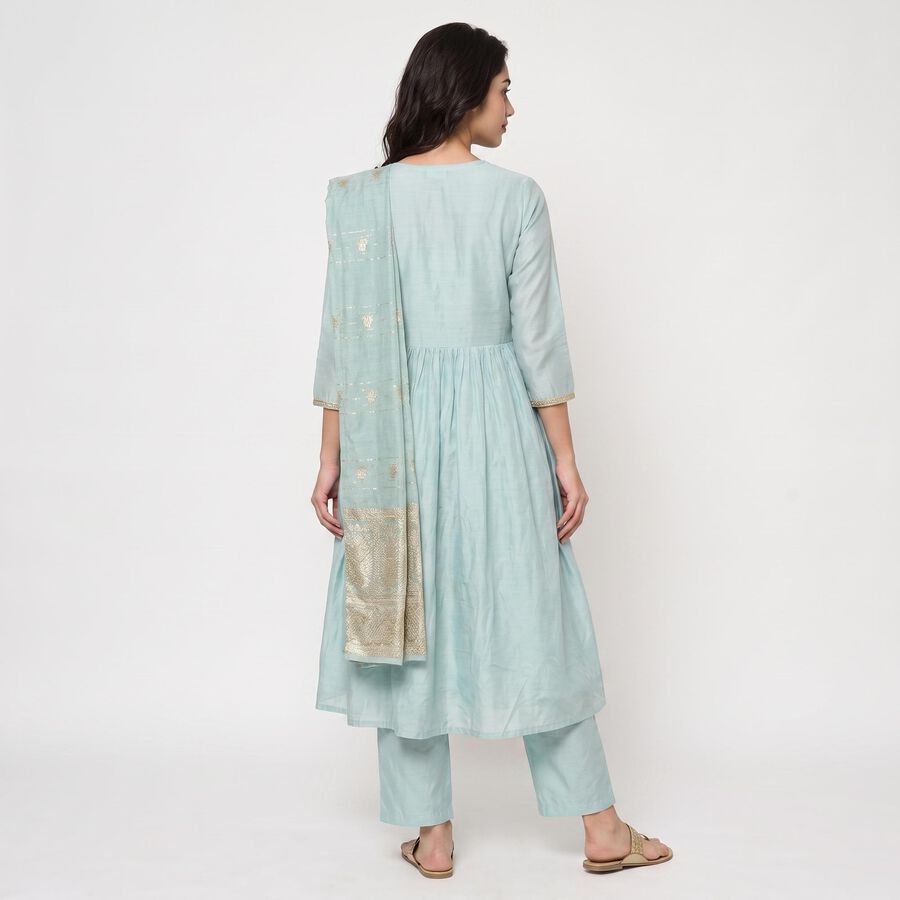 Women's Light Blue V-Neck Embroidered Kurta, हल्का नीला, large