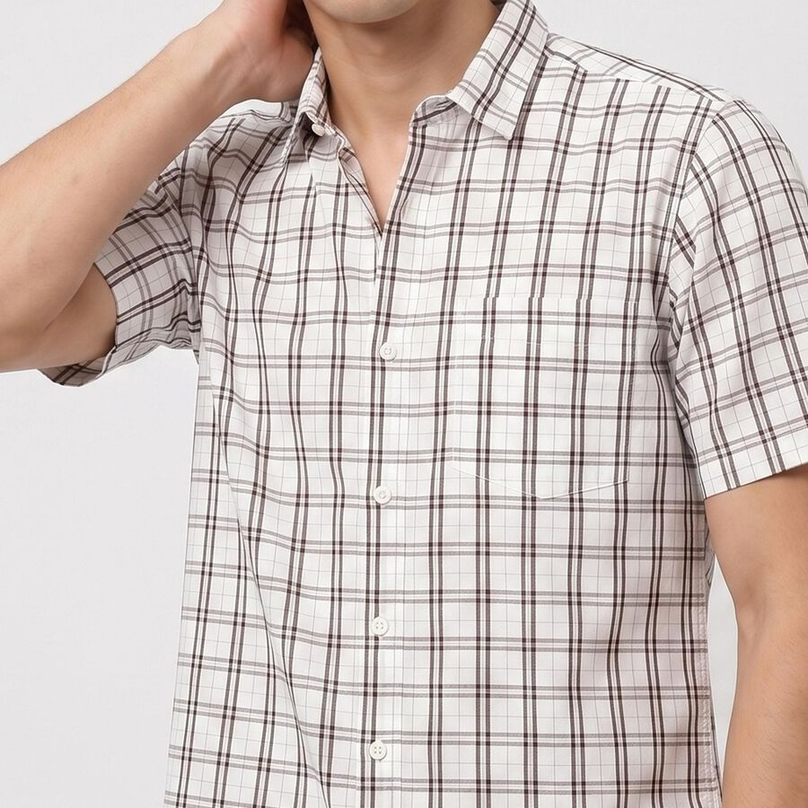 Men's White Cotton Half Sleeve Spread Collar Regular Fit Shirt, ऑफ व्हाइट, large