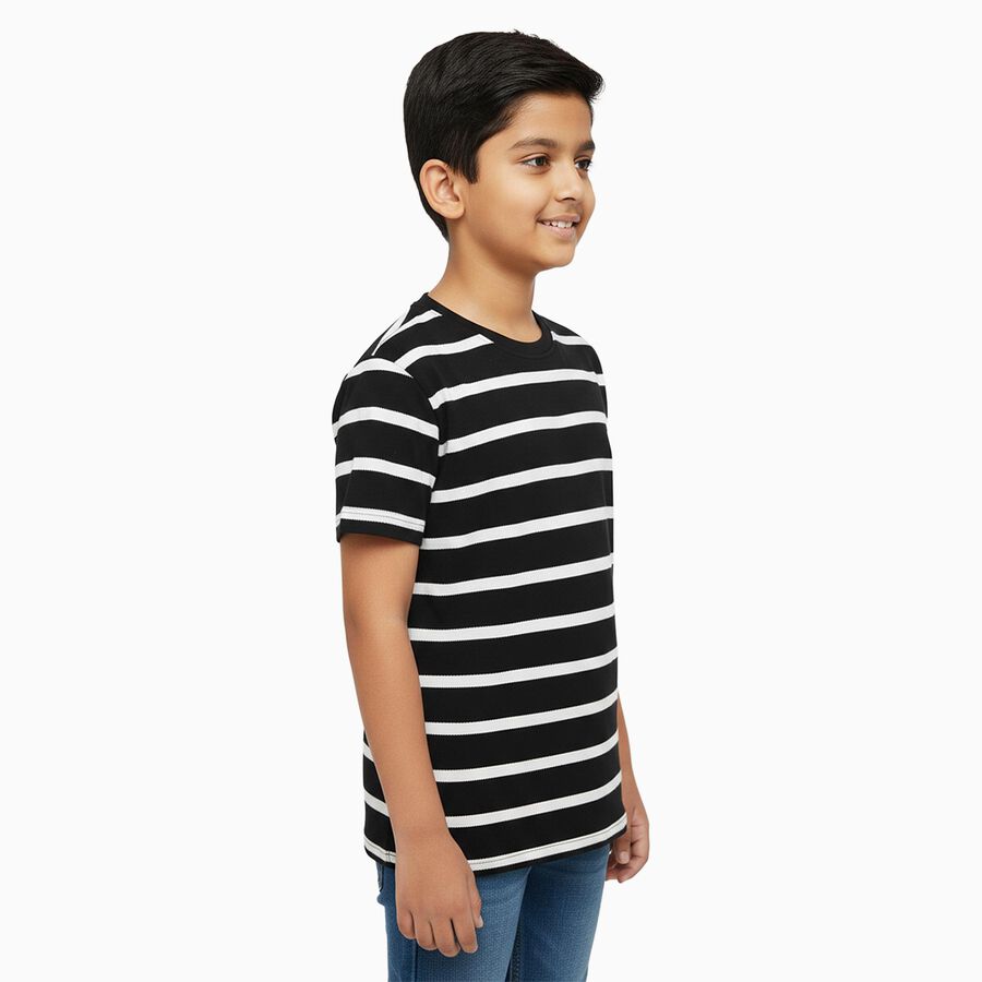 Boys Jet Black Crew Neck Casual Half Sleeve T-Shirt, Black, large