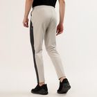 Men's Grey Slim Fit Contrast Panelled Track Pants, हल्का ग्रे, small