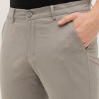 Men's Muted Grey Slim Fit Flat-Front Casual Trousers, हल्का ग्रे, small