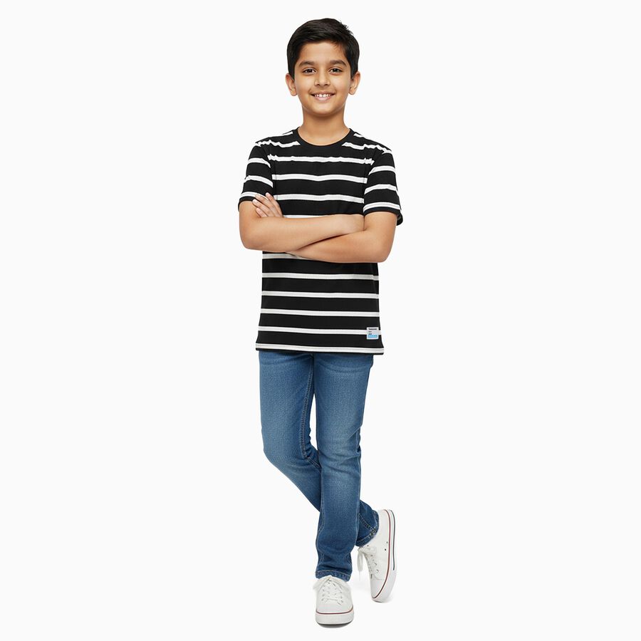 Boys Jet Black Crew Neck Casual Half Sleeve T-Shirt, Black, large