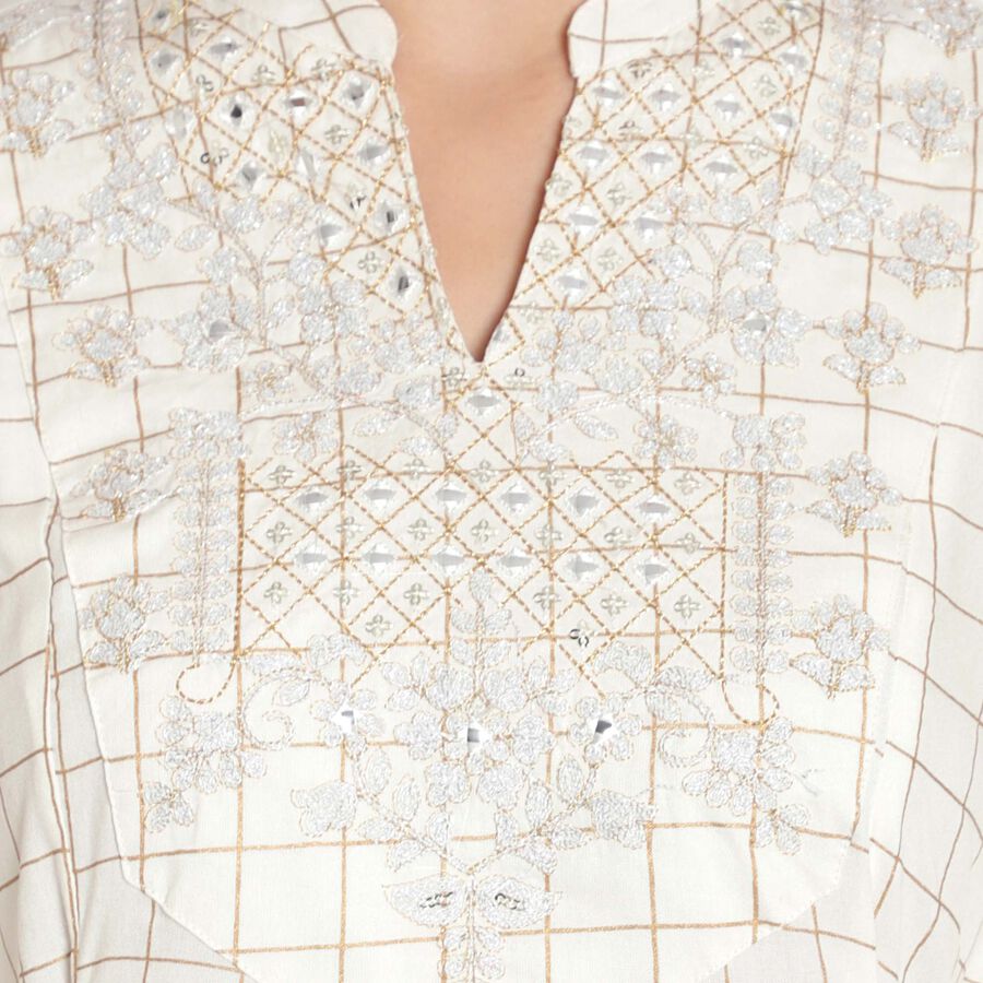 Embroidered 3/4Th Sleeves Kurta, Off White, large image number null