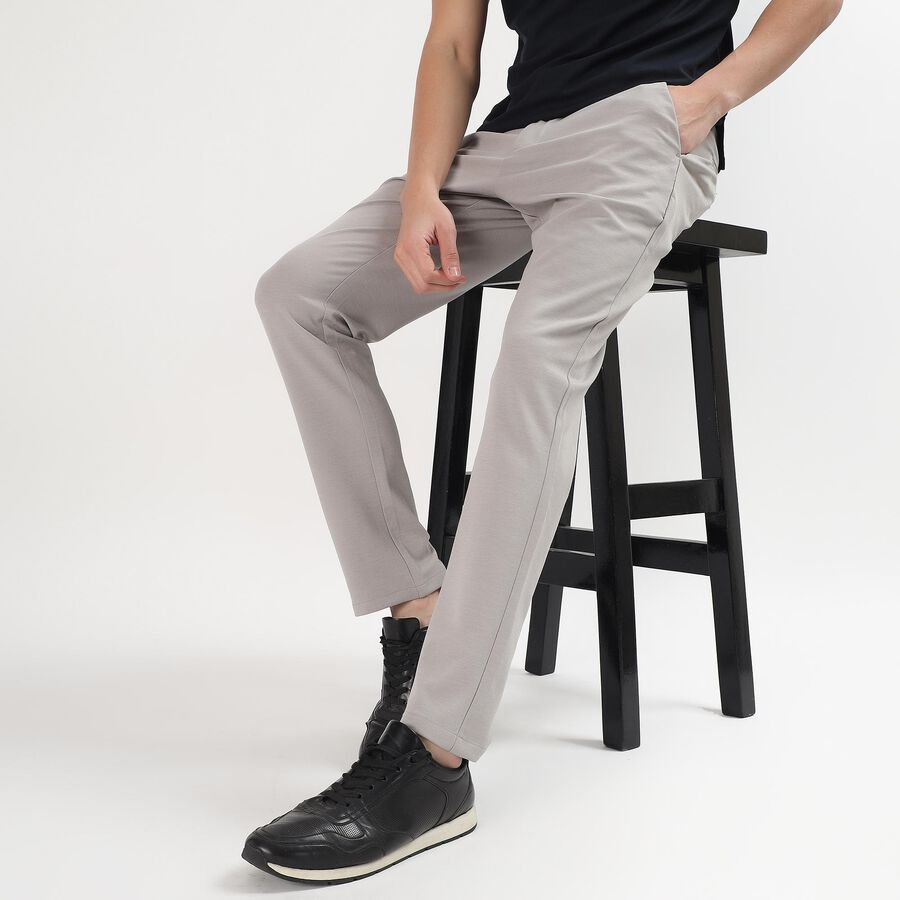 Men's Light Grey Slim Fit Flat-Front Casual Trousers, सिल्वर, large