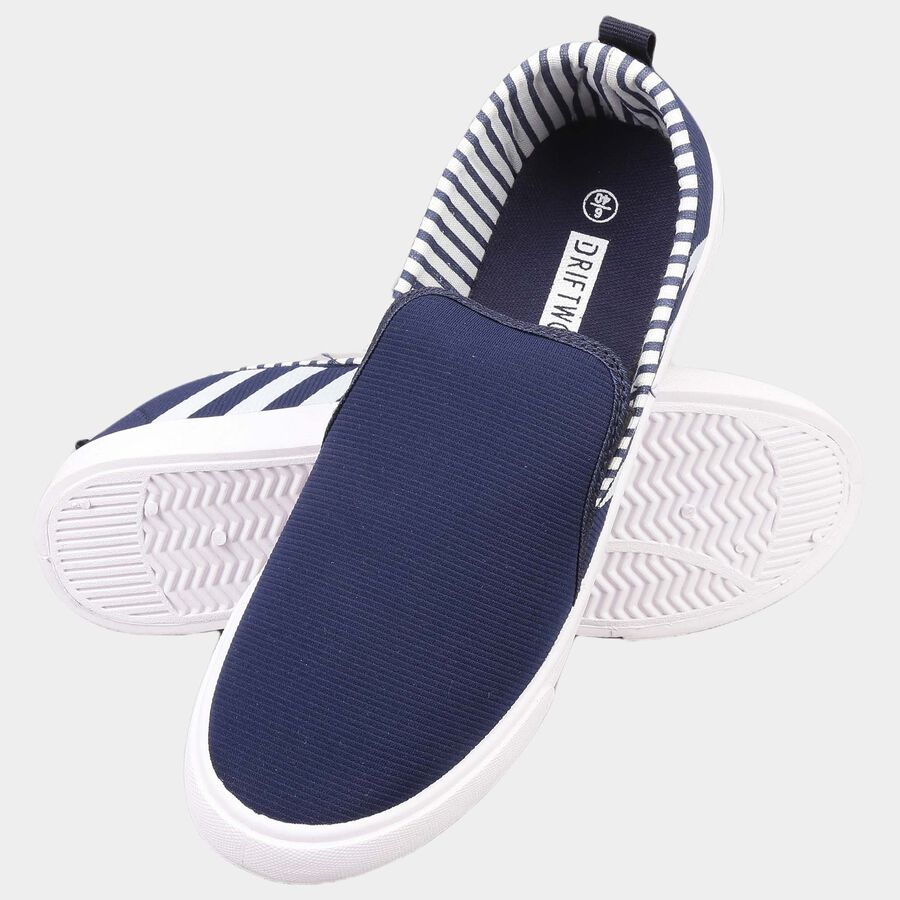 Men Solid Slip-On Casual Shoes, Navy Blue, large image number null