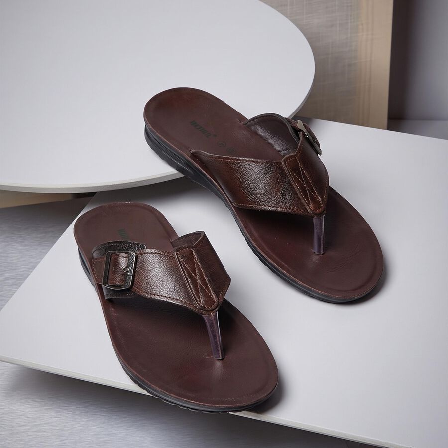 Men's Brown PU Buckle Strap Thong Sandals, भूरा, large