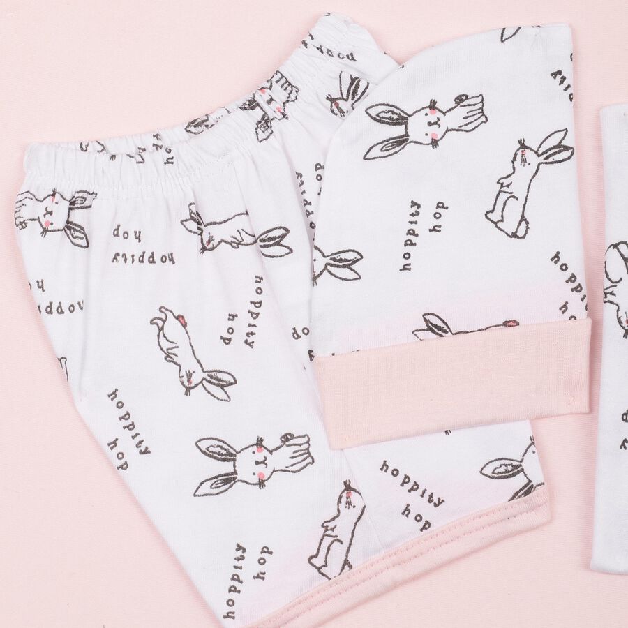 Infants' 100% Cotton Gift Set (Top, Shorts, Cap/Bib, Sheet), Pink, large image number null