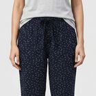 Women's Navy Blue Straight Fit Printed Capri, नेवी ब्लू, small