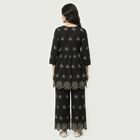 Women's Black Cotton Notch Neck Embroidered Kurta, काला, small