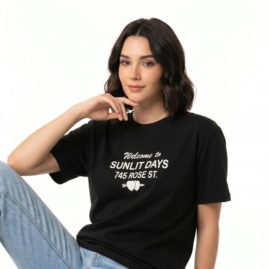 Women's Black Round Neck Regular T-Shirt, काला, large
