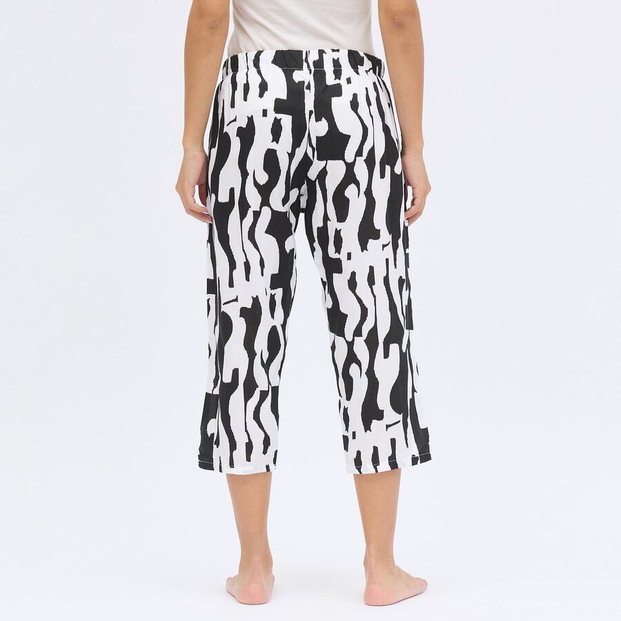Women's Black And White Slim Fit Flared Printed Capri, White, large image number null