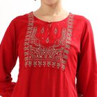 Women's Maroon Keyhole Neck Embroidered Kurta, मरून, small image number null