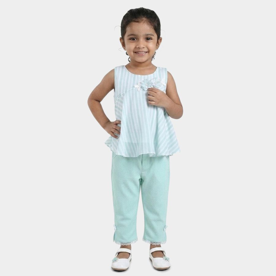 Girls' Mint Green Round Neck Striped and Floral Embellished Top and Capri Set, हल्का हरा, large
