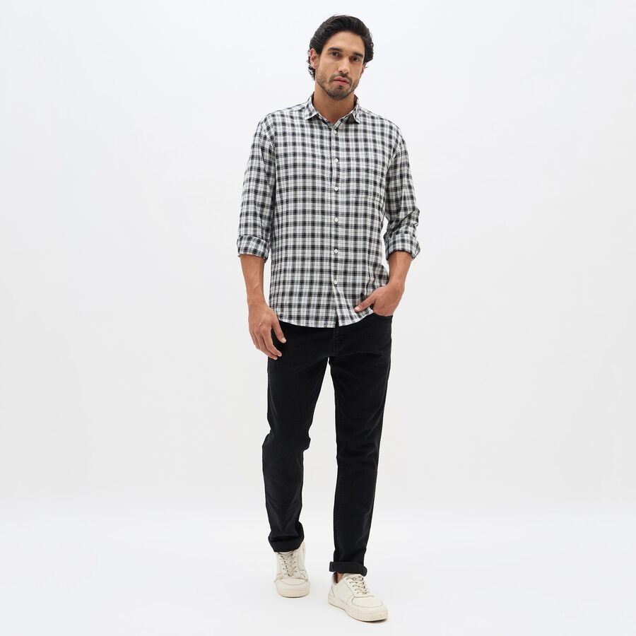 Men's White and Black Checkered Spread Collar Casual Shirt, White, large
