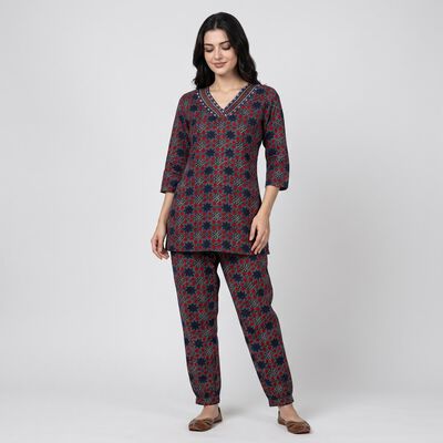 Women's Navy Blue Geometric Printed Ethnic Set