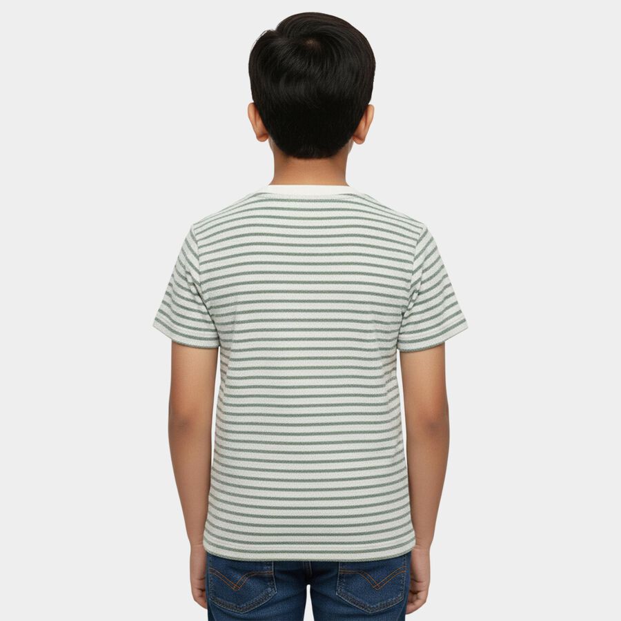 Boys' Green Round Neck Graphic Printed T-Shirt, हल्का हरा, large