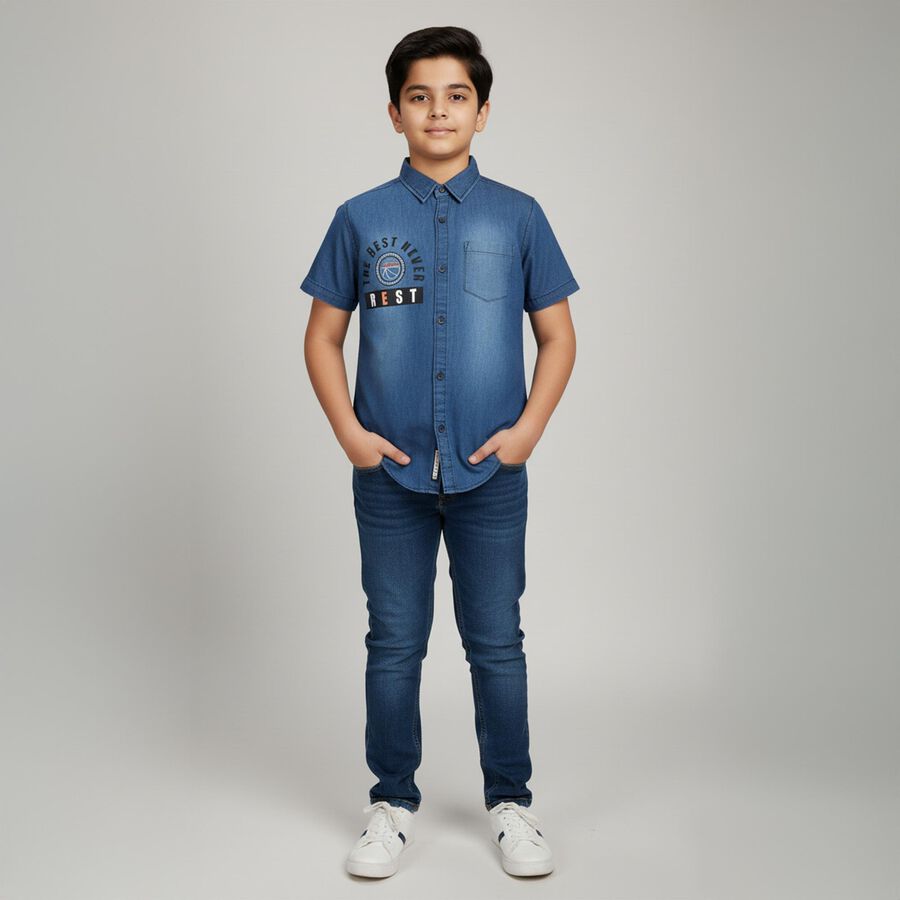 Boys' Denim Blue Half Sleeve Classic Collar Casual Shirt, मध्यम नीला, large image number null