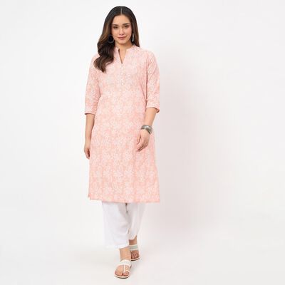 Women's Peach Cotton Round Neck Embroidered Kurta