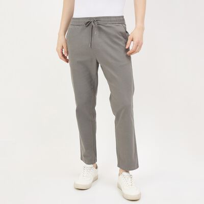 Men's Light Grey Slim Fit Flat-Front Casual Trousers