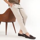 Men's Light Beige Slim Fit Flat-Front Casual Trousers, सिल्वर, small image number null