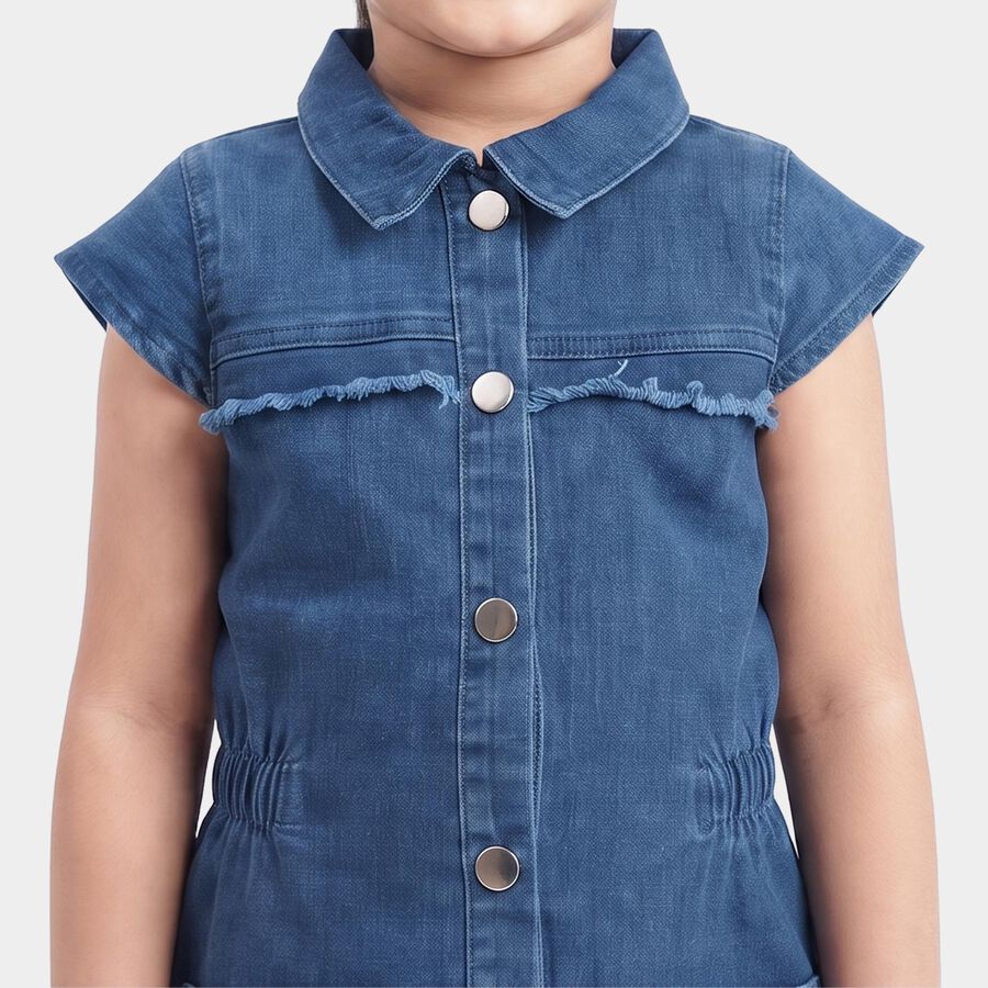 Girls' Blue Fit and Flare Butterfly Applique Denim Frock, मध्यम नीला, large