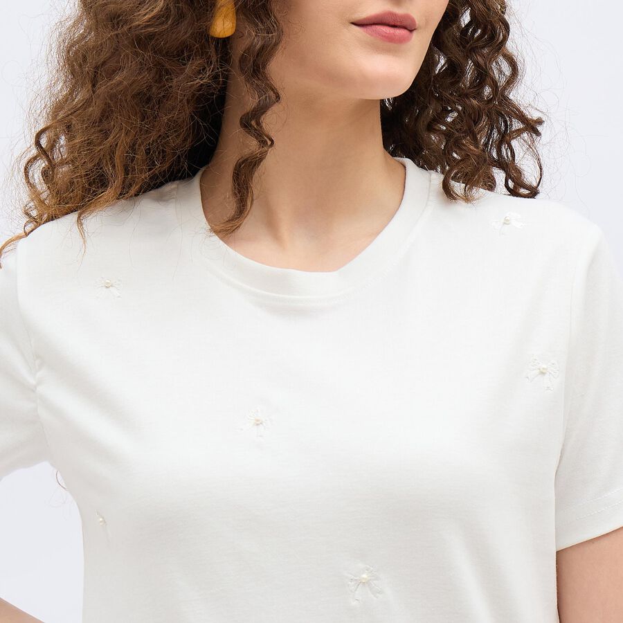 Women's White Round Neck Embellished T-Shirt, सफ़ेद, large image number null