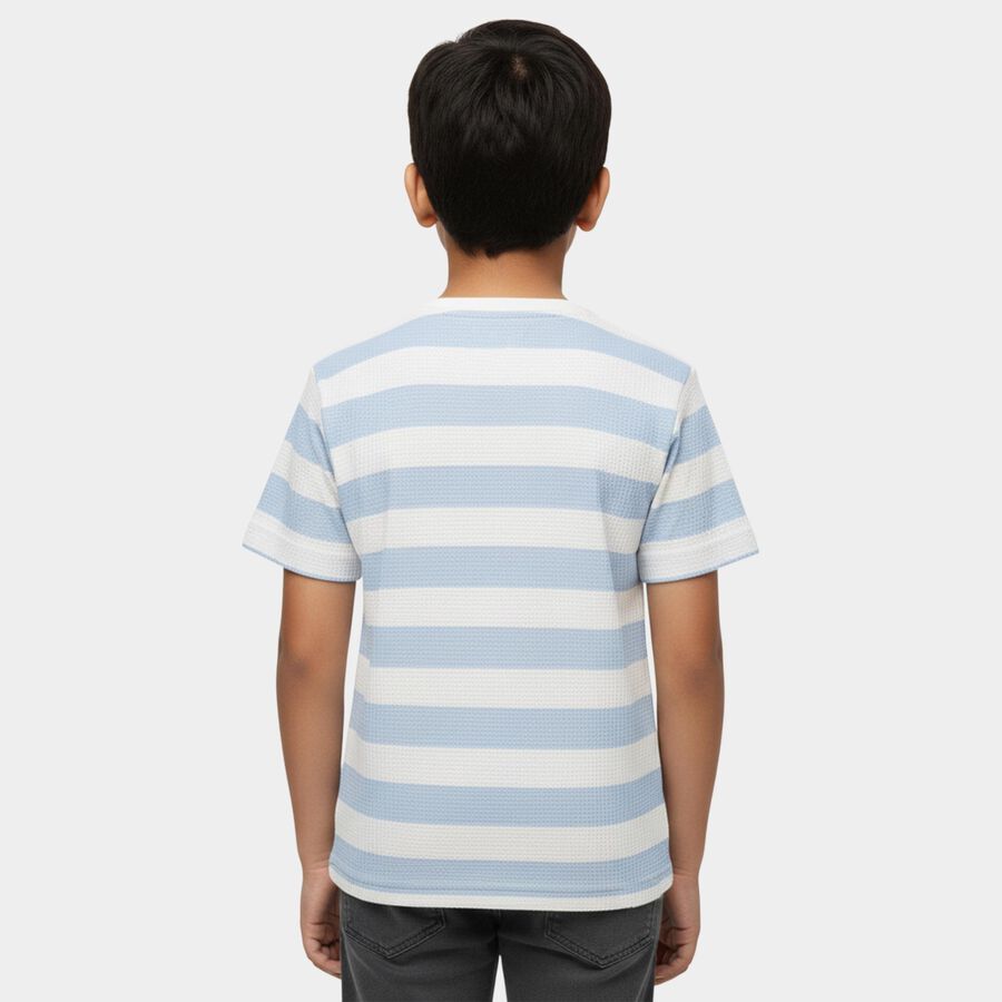 Boys Light Blue Round Neck Casual Half Sleeve T-Shirt, Light Blue, large