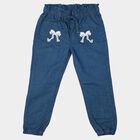 Girls Blue Jogger Fit Lace Applique Jeans, मध्यम नीला, small