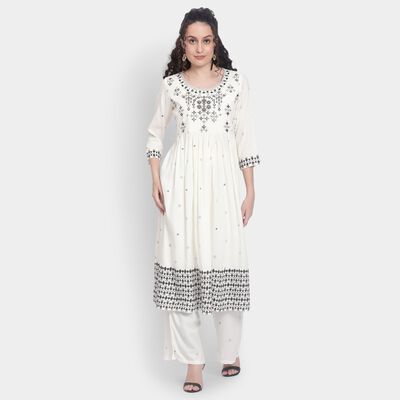 Ladies' Kurta Pyjama Set
