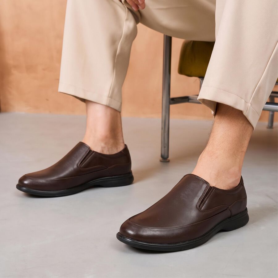 Men's Brown Slip-On Loafer Formal Shoes, Brown, large