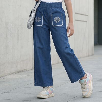 Girls Blue Straight Fit Embellished Jeans