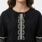 Women Black Round Neck Regular Fit Shirt, काला, small