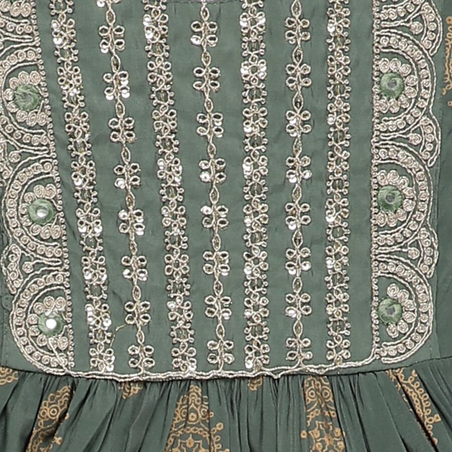 Girls Soft Lavender Purple Embroidered Top and Pant Fusion Set, हल्का हरा, large image number null