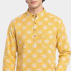 Men's Yellow 100% Cotton Mandarin Collar Printed Kurta, पीला, small