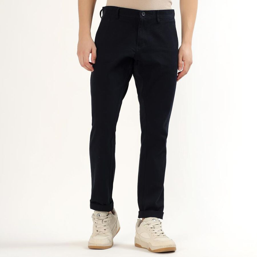 Men's Deep Midnight Navy Slim Fit Flat-Front Casual Trousers, नेवी ब्लू, large