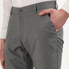 Men's Muted Charcoal Grey Slim Fit Flat-Front Formal Trousers, हल्का ग्रे, small