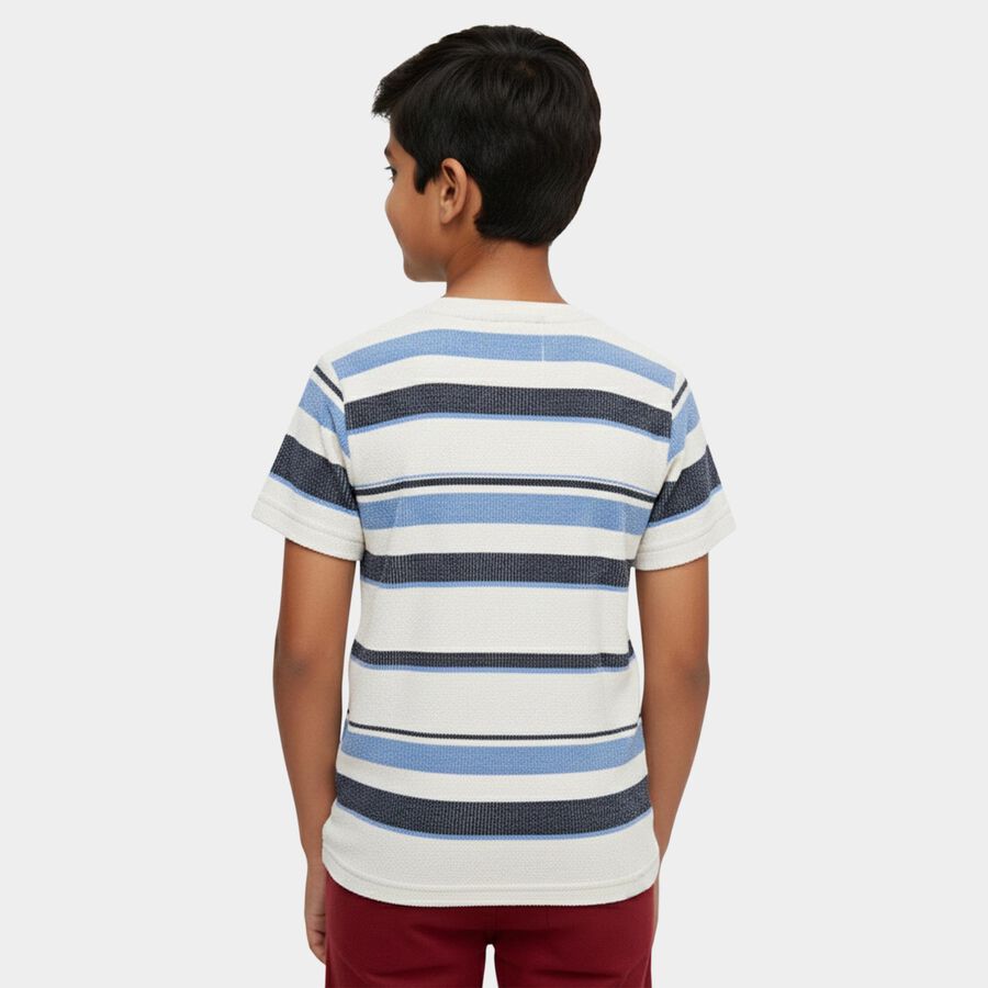 Boys' Light Blue Round Neck Graphic Printed T-Shirt, हल्का नीला, large