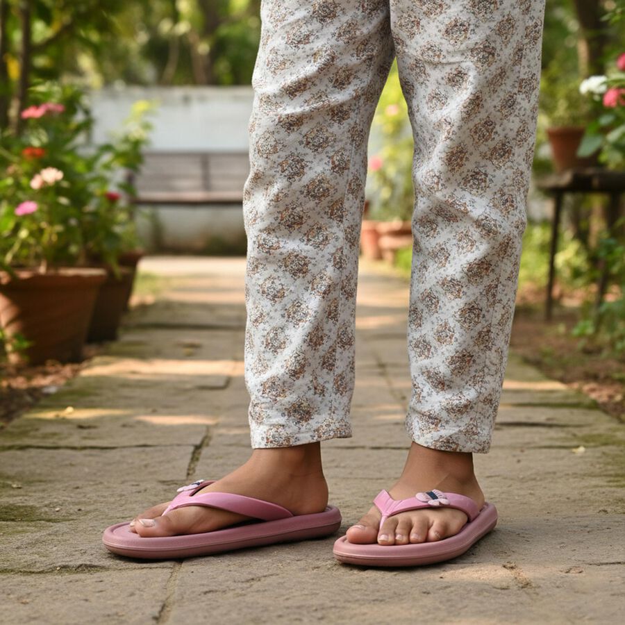 Women's Soft Pink Rubber Butterfly Flip-Flops, गुलाबी, large