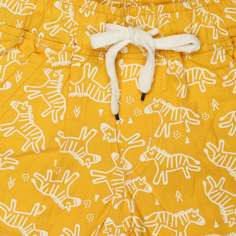 Boys' Yellow Regular Fit Printed Elastic Waist Bermuda Shorts, पीला, large