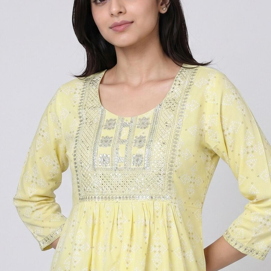 Women's Yellow Square Neck Embroidered Kurti, पीला, large