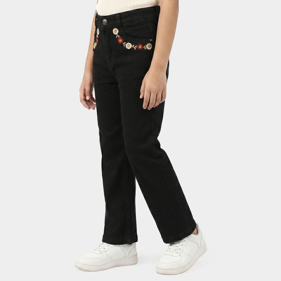 Girls Black Straight Fit Embroidered Jeans, काला, large
