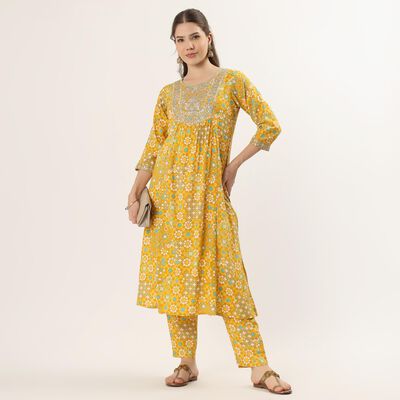 Women's Mustard Floral Printed Ethnic Set