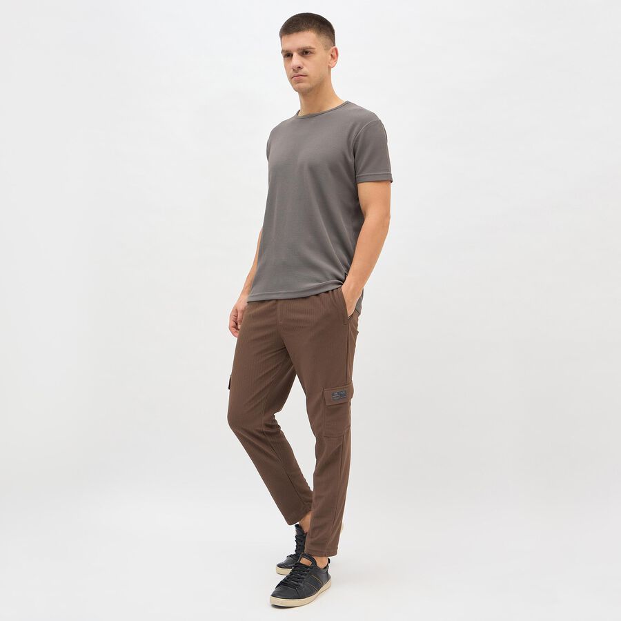 Men's Rich Chocolate Brown Tapered Fit Cargo Jogger, भूरा, large image number null