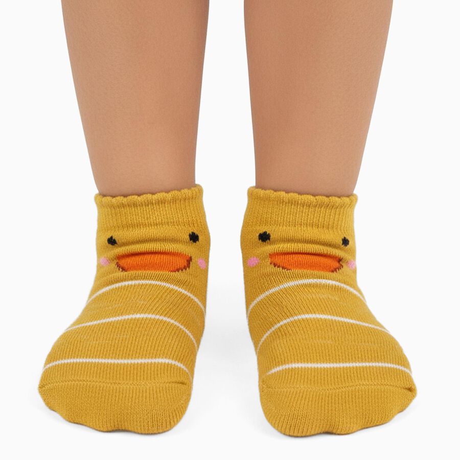 Infants Bright Yellow and White Regular Fit Printed Pack of 2 Socks, पीला, large image number null