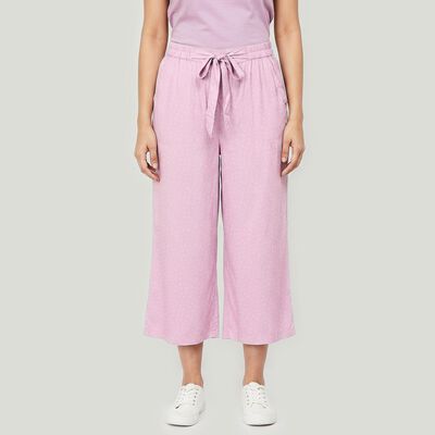 Women's Lilac Regular Fit Solid Capri