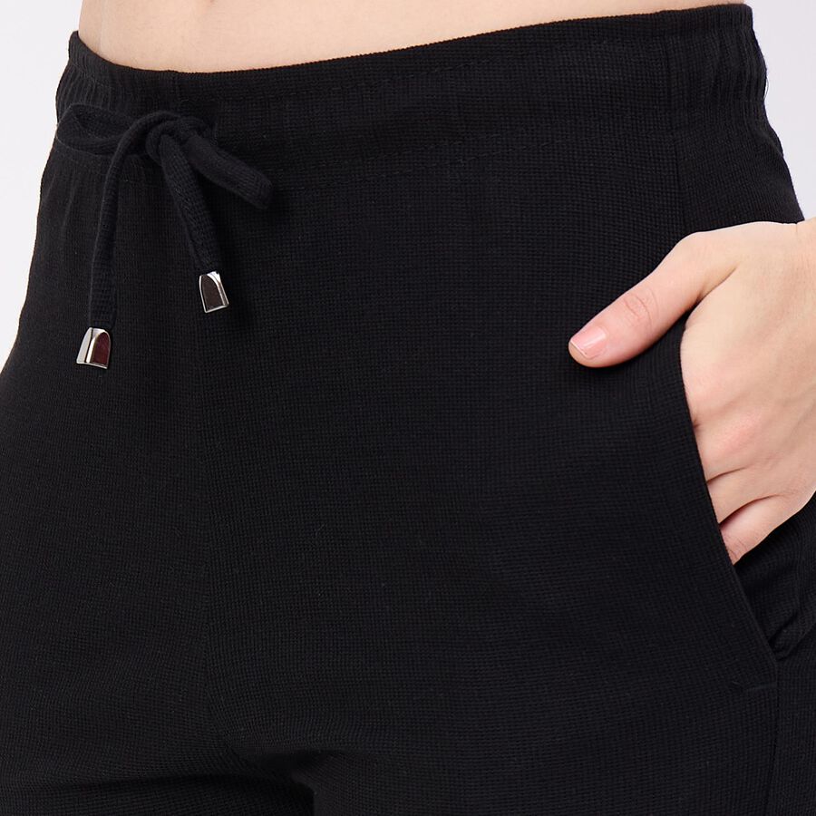 Women's Dark Black Regular Fit Star Printed Pyjama, काला, large