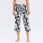 Women's Black And White Slim Fit Flared Printed Capri, White, small image number null